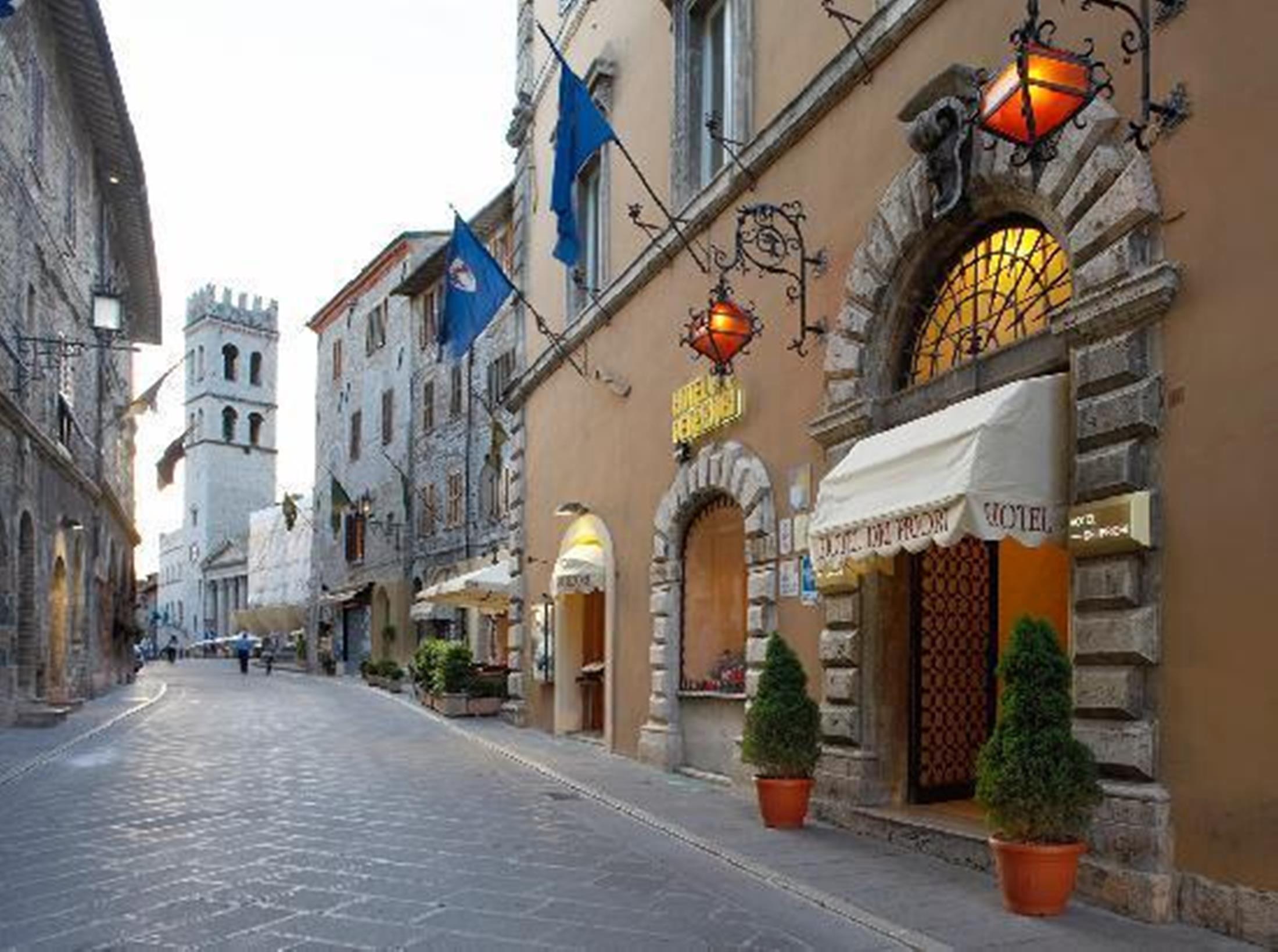 Hotel Dei Priori Assisi Esterno foto